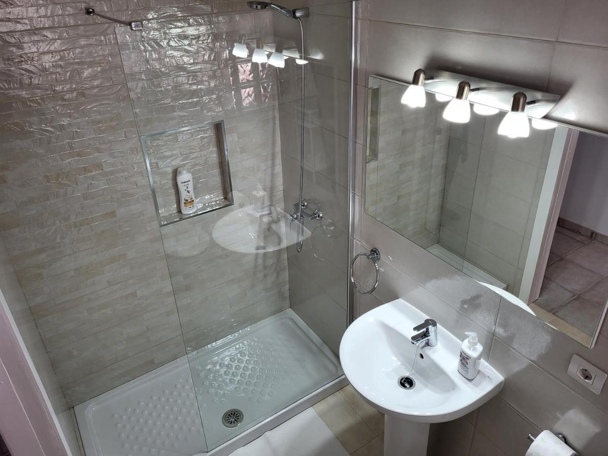 Isabel3 Apartment Tias Ngoại thất bức ảnh